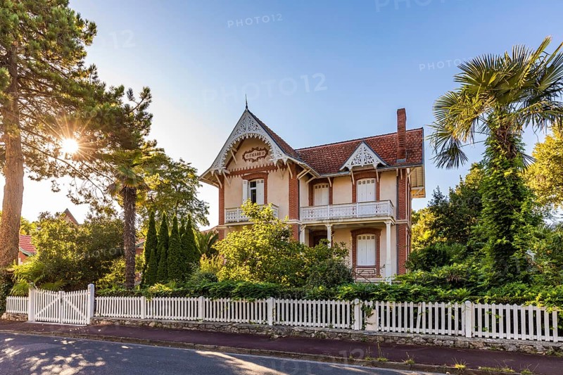 Belle Epoque villa in the Ville d'Hiver