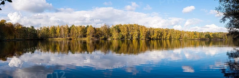 Autumn atmosphere at Lake Linden