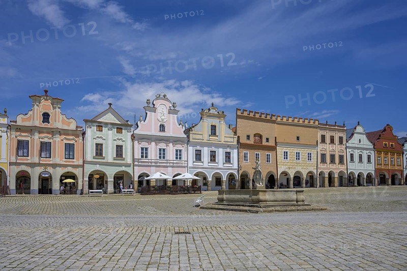 Renaissance and Baroque houses line the Zacharias von Neuhaus Market Square