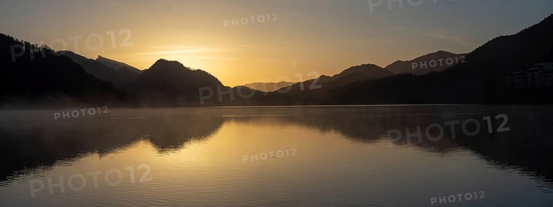 Morning atmosphere at sunrise on Lake Fuschl