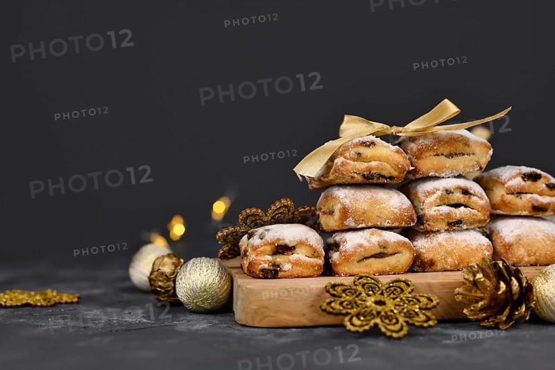 Small German Stollen cake pieces