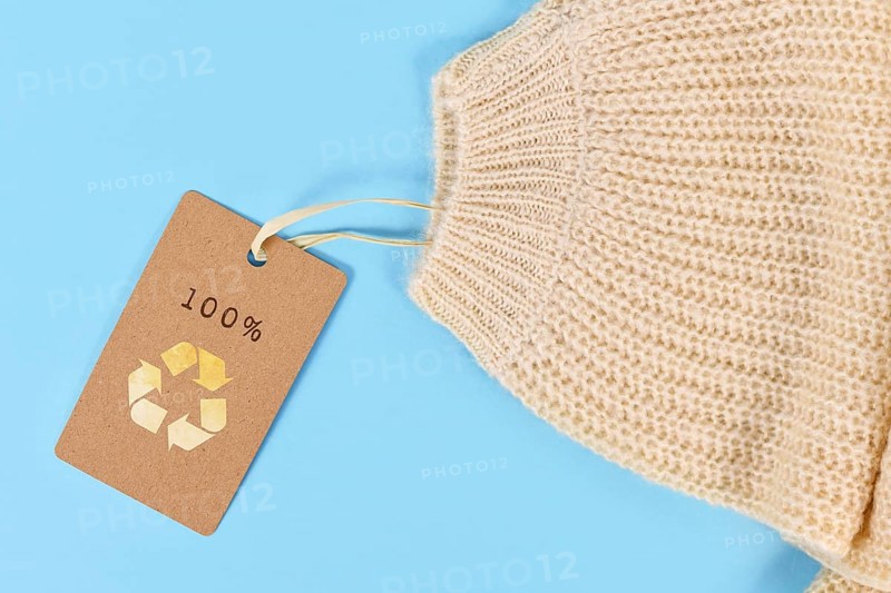 Knitted cotton fabric with100% recycled label