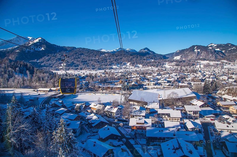 The new ten-person gondola lift
