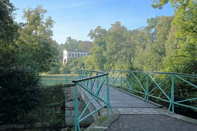 Dux Bridge and view of UNESCO Roman House