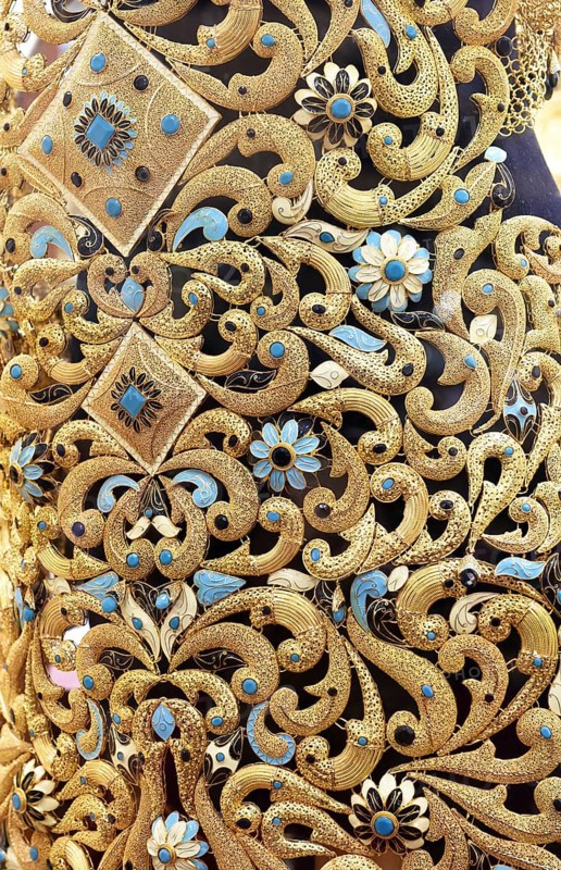 Gold jewellery in Goldsouk Dubai
