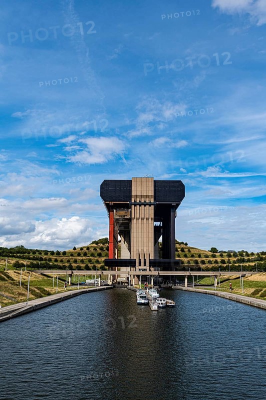 Strepy-Thieu boat lift one of the worlds largest boat lifts