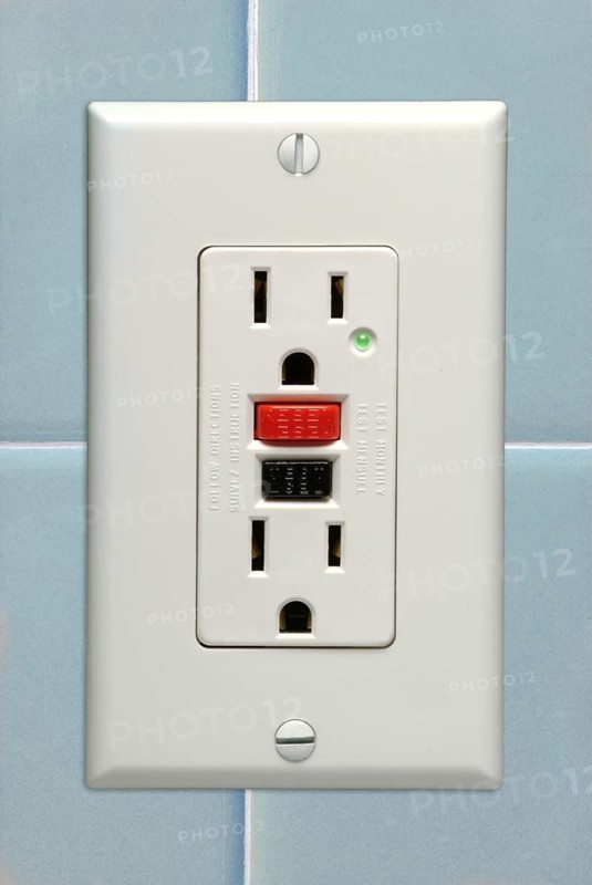 GFCI AC Electrical Wall Socket with Circuit Breaker