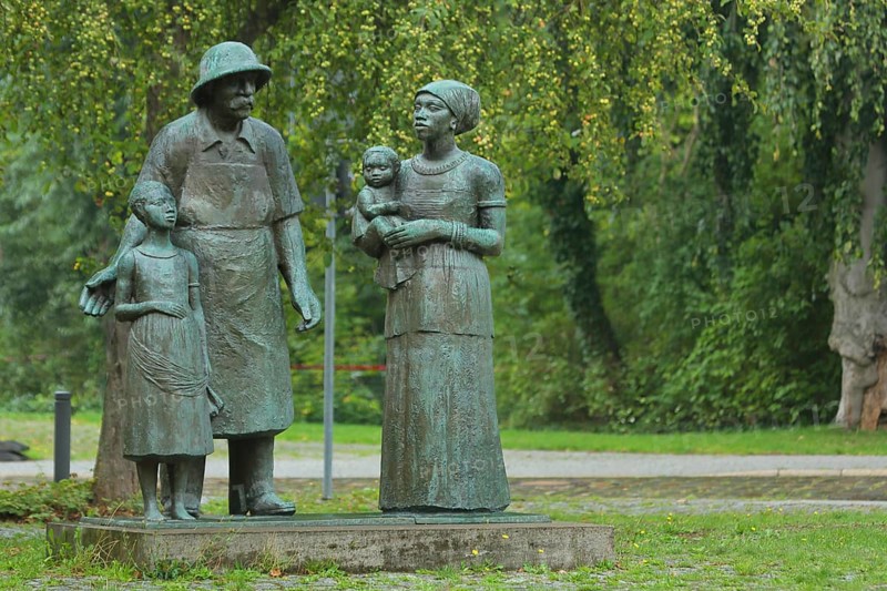 Sculpture and monument to Albert Schweitzer by Gerhard Geyer