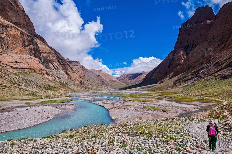 Pilgrims on the Kailash Kora