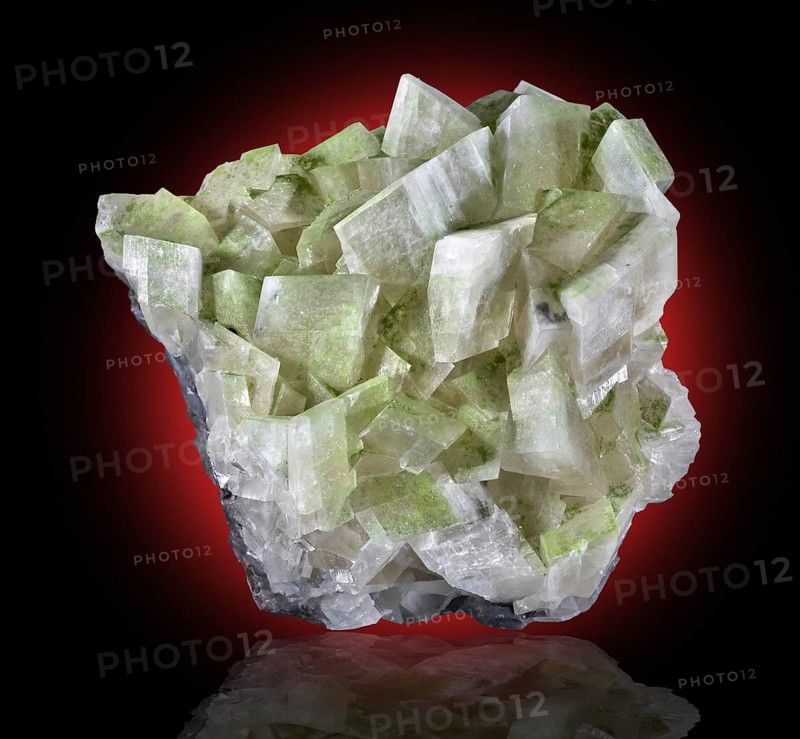 Duftite on Calcite