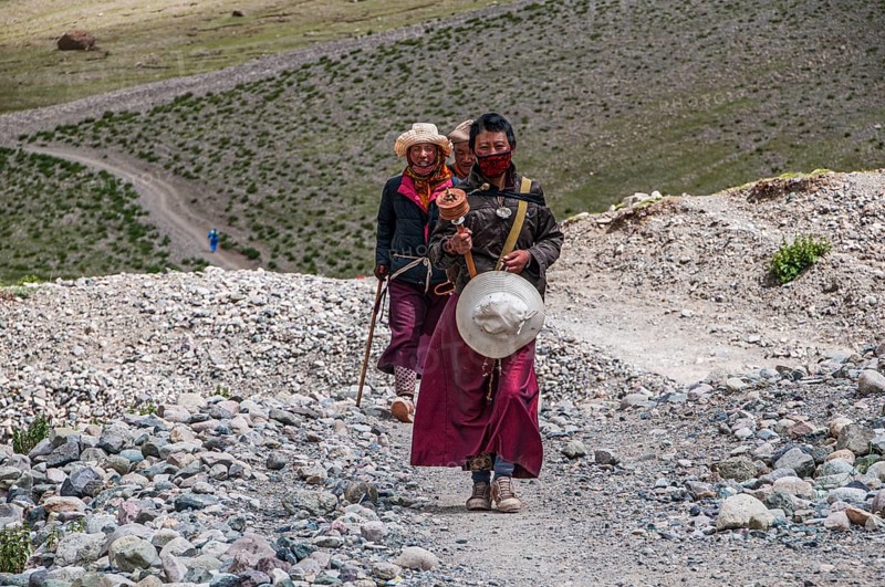 Pilgrims on the Kailash Kora