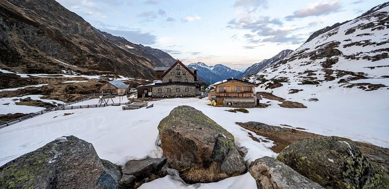 Mountain hut Franz-Senn-Huette in winter