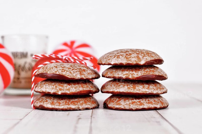 Traditional German round glazed gingerbread Christmas cookie called 'Lebkuchen'
