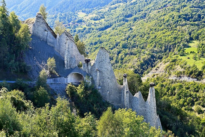Earth pyramids of Euseigne
