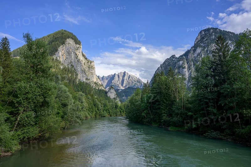 View of the Gesaeuse with the Enns River at the Lauferbauer Bridge