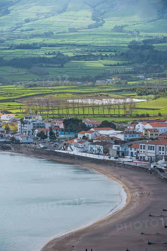 Overlook over Praia da Vittoria from the Gazebo torch monument