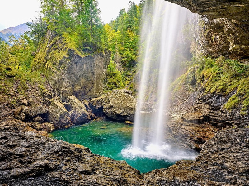 Berglistueber waterfall