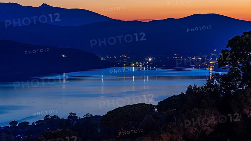 Blue hour over the Golfo Stella below Capoliveri