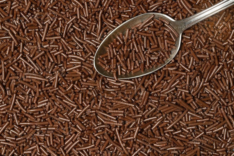 Chocolate sprinkles with teaspoon