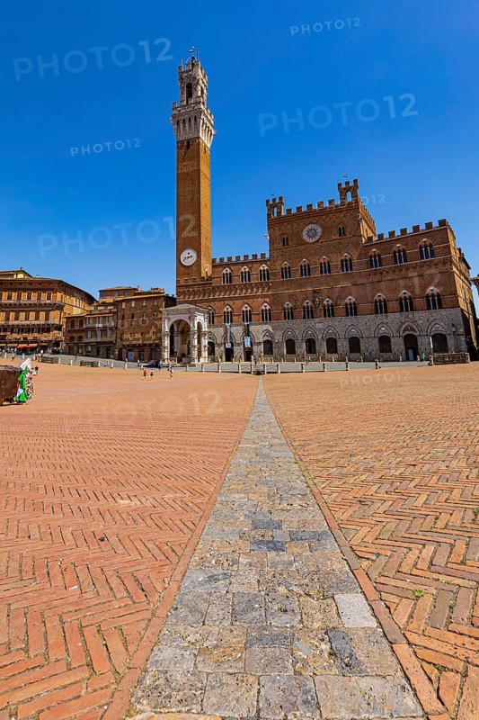 Brick pavement at the Piazza del Campo