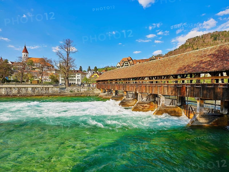 View over the Aare and historic upper lock