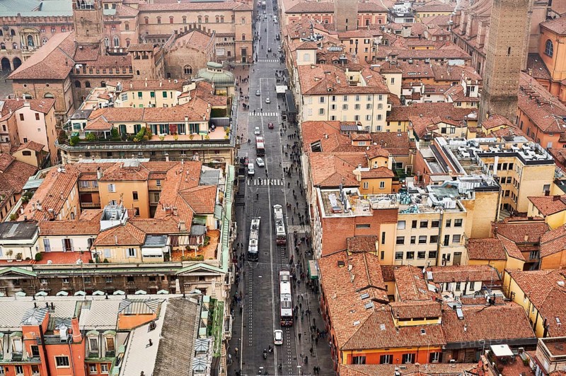View from the Asinelli Tower of the old town with Via Rizzoli street
