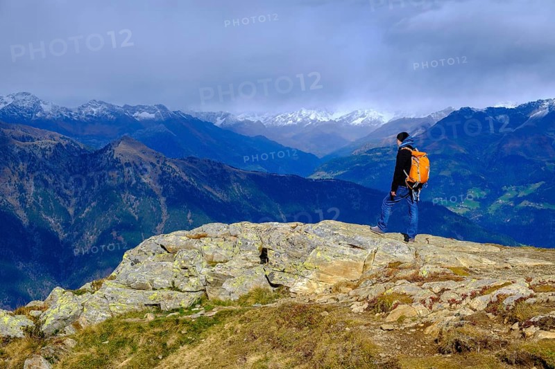 Hikers on the Almenweg