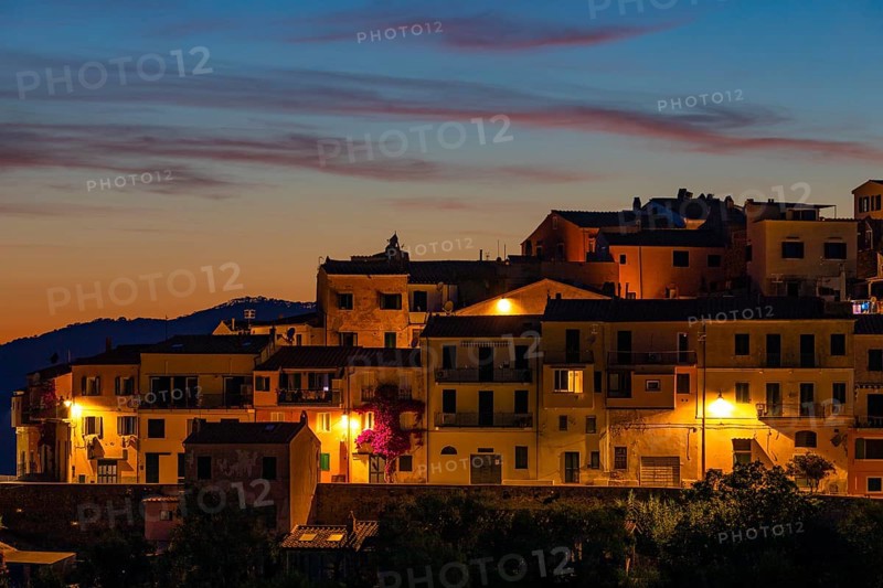 Illuminated houses in Capoliveri