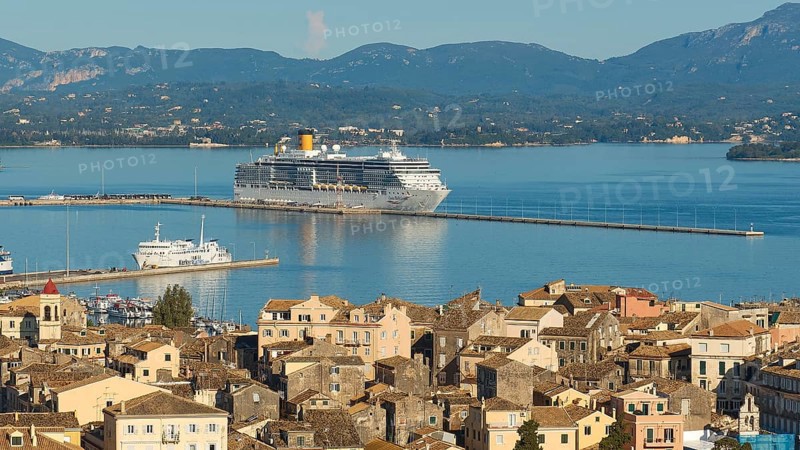 Cruise ship