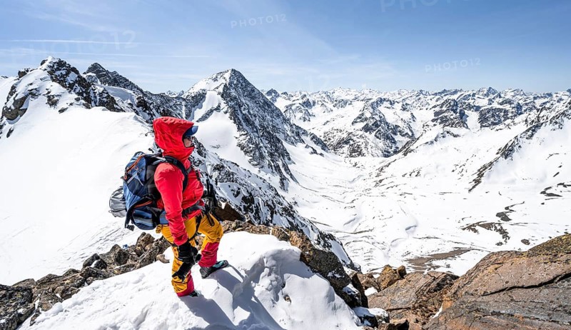 Ski tourers on the ridge