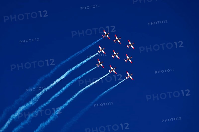 Formation flight of the Patrouille Suisse with the PC-7 team
