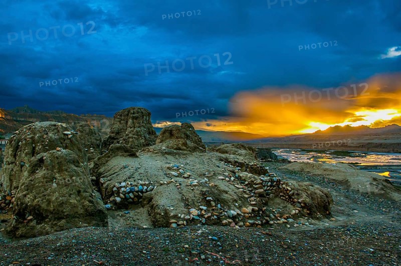Sunset in the kingdom of Guge