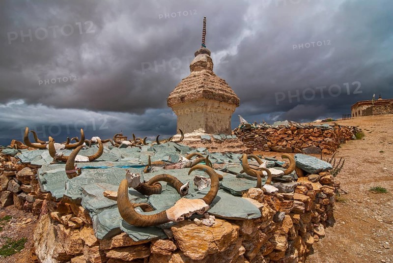 The Chiu monastery at the Lake Manasarovar