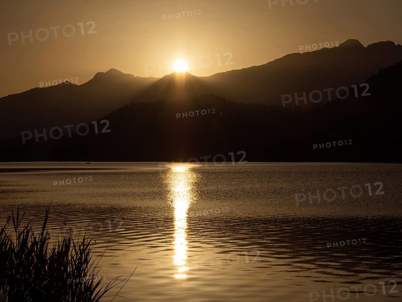 Evening atmosphere at sunset at Lake Weissensee