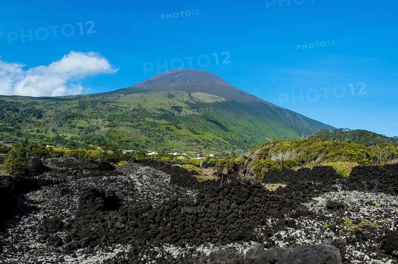 Ponta do Pico highest mountain of Portugal