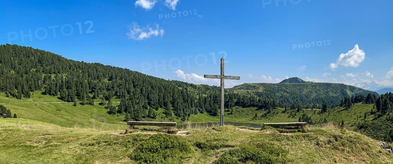 Mountain cross at the Maria Seeberger chapel