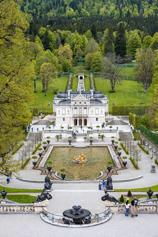 Royal Villa Linderhof Palace with fountain