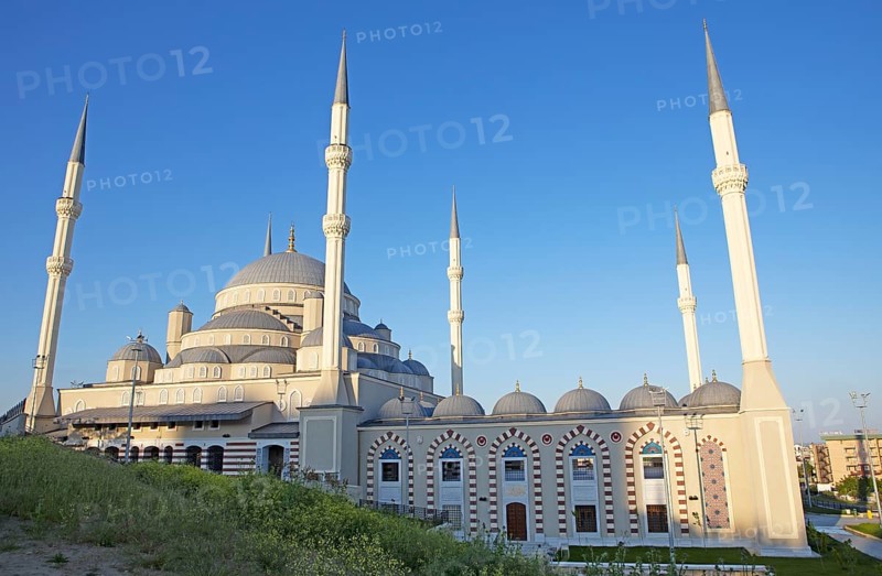 Hatime Ana Ulu Mosque. Canakkale