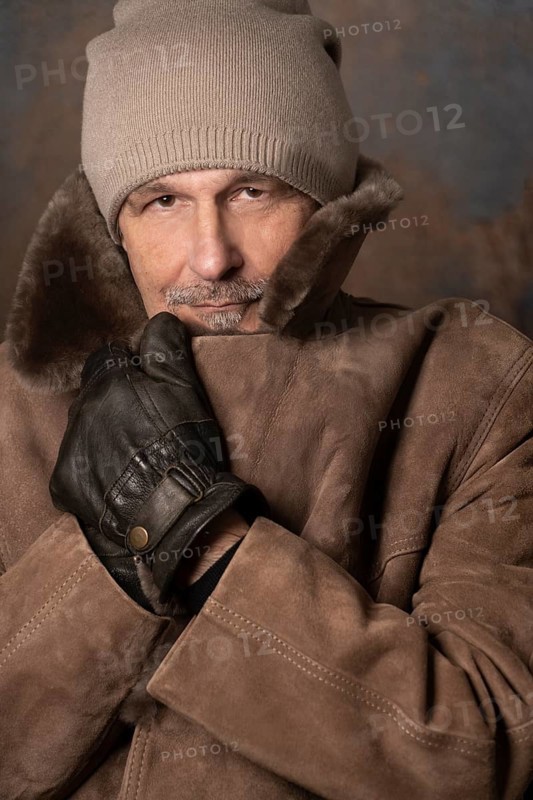 Elderly man in winter outfit