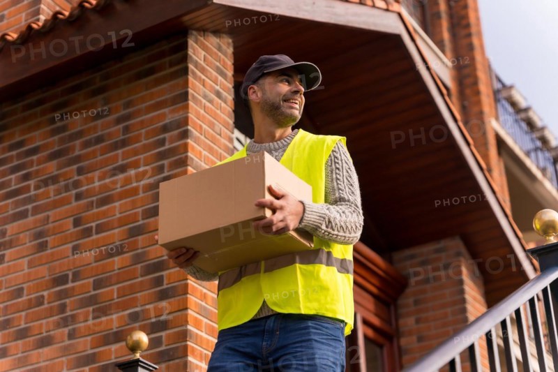 Package delivery man from an online store
