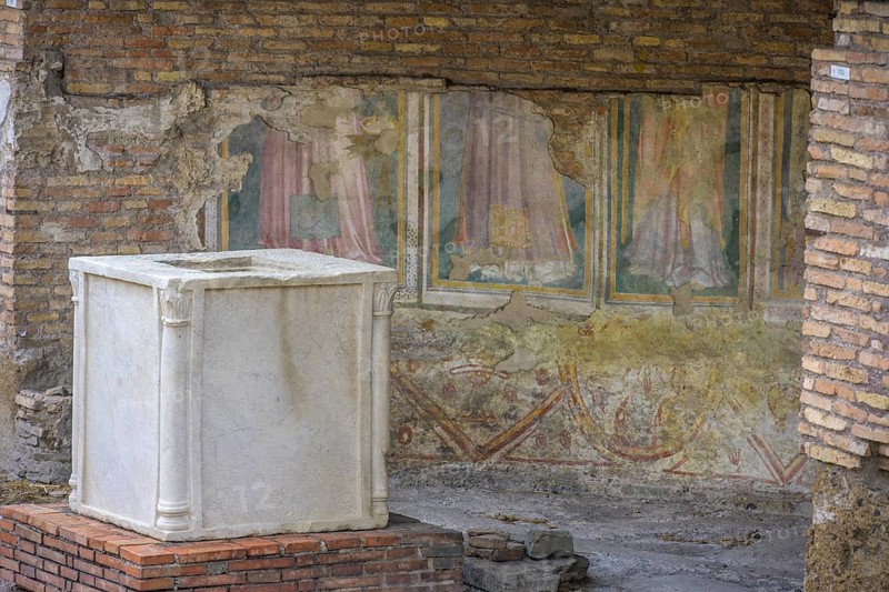 Altar at Largo di Torre Argentina