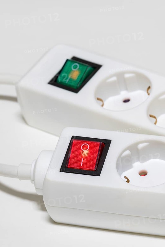 Socket strips for connecting electrical devices