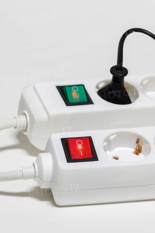 Socket strips for connecting electrical devices