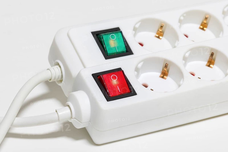 Switchable socket strips