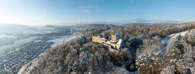 Hohenklingen Castle above Stein am Rhein in winter
