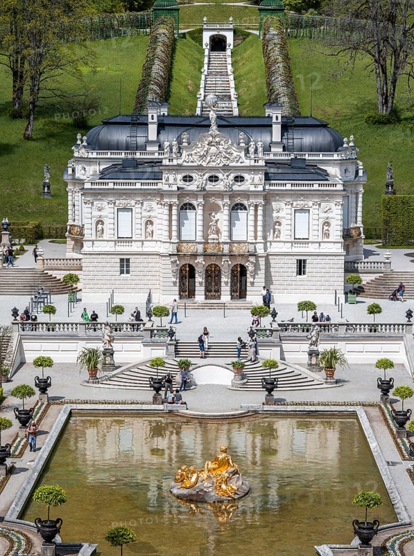 Royal Villa Linderhof Palace with fountain