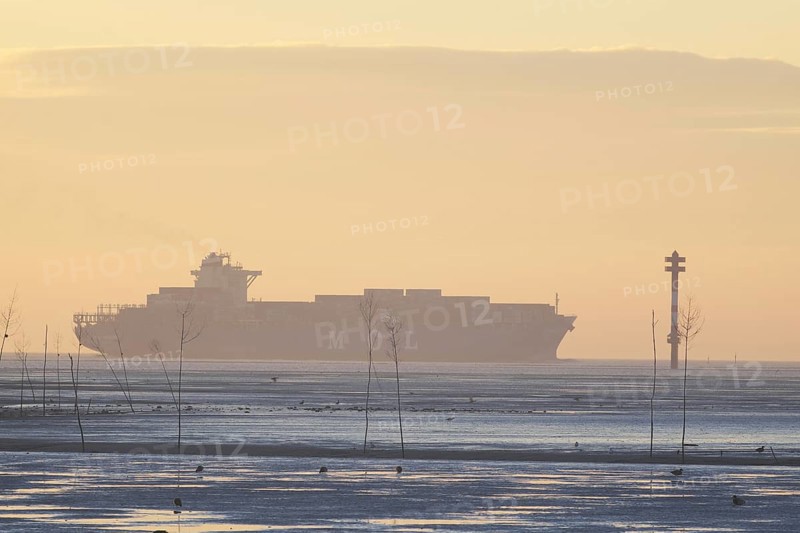 Cargo ship on the Outer Weser near Wremer Tief