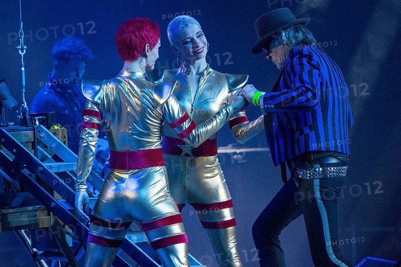 Udo Lindenberg boards the spaceship