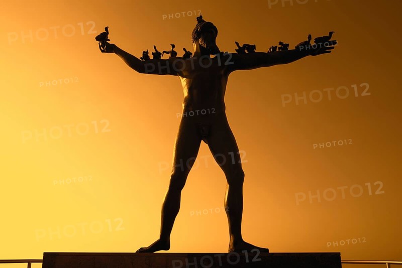 Bronze sculpture Eternity