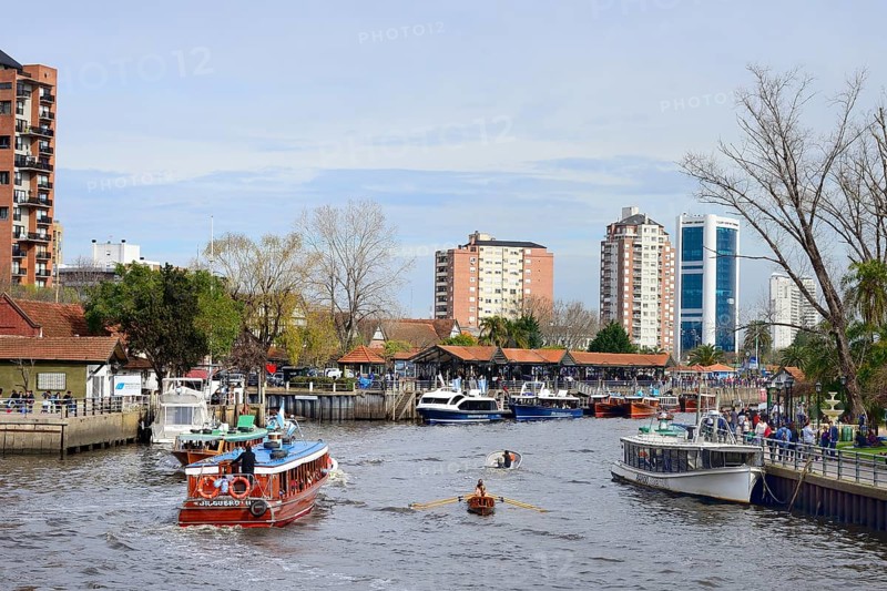 Excursion boat on the Rio Lujan